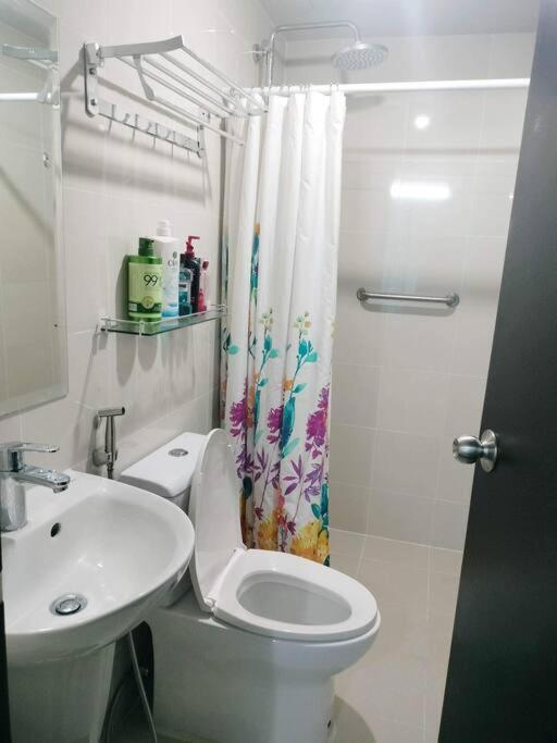 Cubao Manhattanheights U31N Tb, Studio Unit Manila Eksteriør bilde